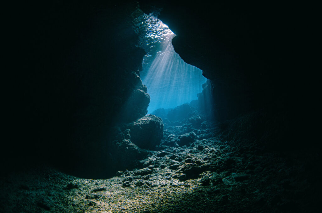 沖縄 青の洞窟