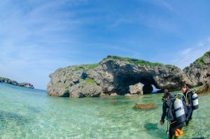 沖縄 恩納村　アポガマ