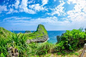 沖縄　真栄田岬/青の洞窟 2ビーチ