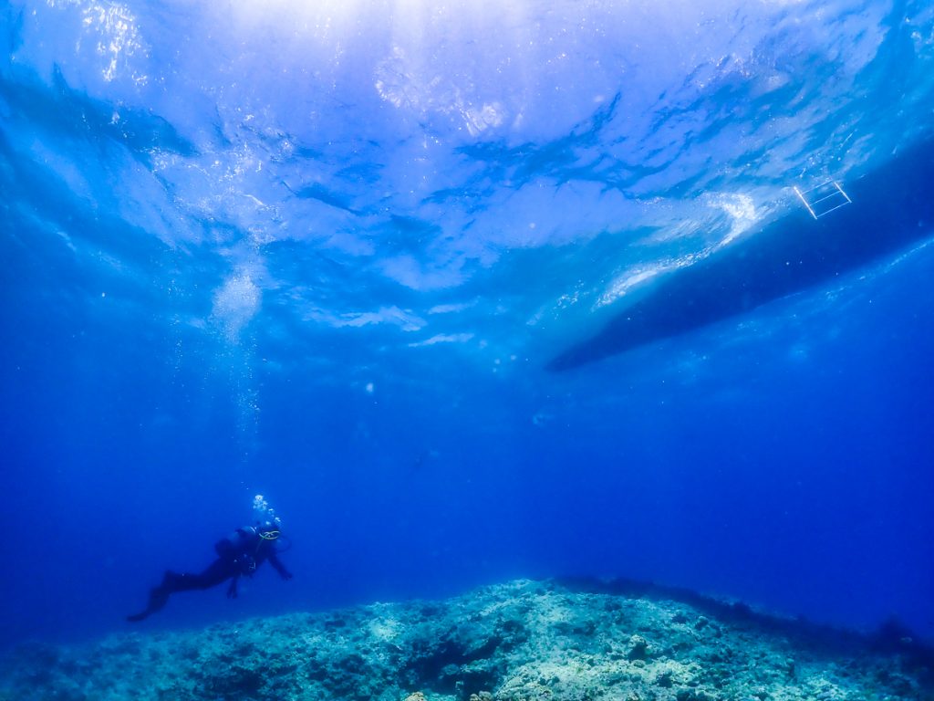 万座　ファンダイビング