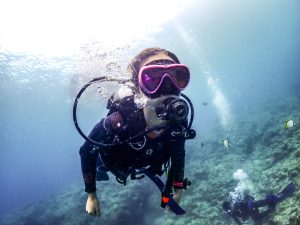 恩納村でファンダイビング&アドバンスライセンス講習