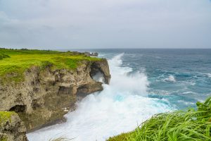 沖縄　台風後の恩納村　ダイビングはしばらく無理そうです！