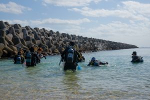 沖縄 ビーチクリーン