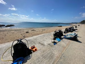 沖縄 ビーチクリーン