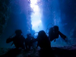 真栄田岬 青の洞窟体験ダイビング&ファンダイビング